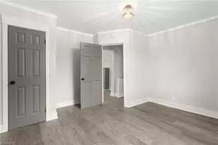 911 Williams St, Eden, NC 27288 - Photo 14