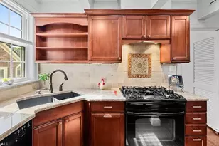 2506 Sylvan Rd, Greensboro, NC 27403 - Photo 12