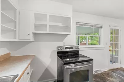 1410 Wiltshire Street, High Point, NC 27265 - Photo 12