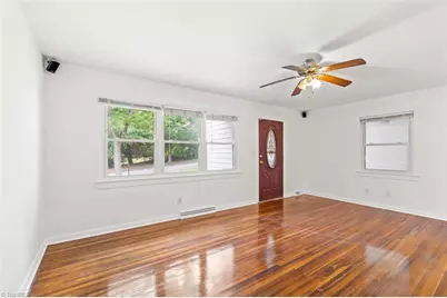 1410 Wiltshire Street, High Point, NC 27265 - Photo 8
