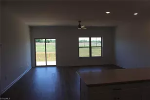 6905 Steeplegate Dr, Burlington, NC 27215 - Photo 14