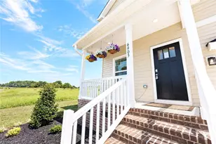 6905 Steeplegate Dr, Burlington, NC 27215 - Photo 2