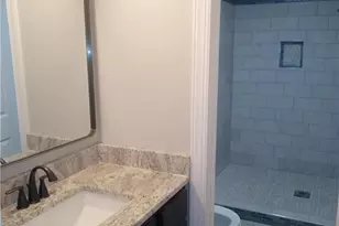 1008 East Side Dr, Greensboro, NC 27406 - Photo 10
