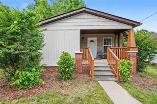 921 Pichard St, Greensboro, NC 27401 - Photo 2