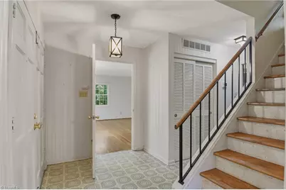 2621 W Woodlyn Way, Greensboro, NC 27407 - Photo 2
