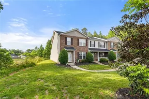 2037 Water Stone Ln, High Point, NC 27265 - Photo 4