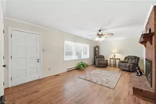 2127 Stoney Creek Church Rd, Burlington, NC 27217 - Photo 2
