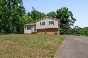 5561 Remington Point Dr, Walkertown, NC 27051 - Photo 28