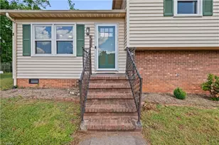 5561 Remington Point Dr, Walkertown, NC 27051 - Photo 2