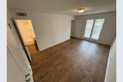 1426 Glade Street #7, Winston-Salem, NC 27101 - Photo 6