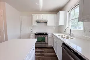 135 Brookgreen Ct, Kernersville, NC 27284 - Photo 10