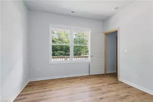 1913 Allyson Ave, Greensboro, NC 27405 - Photo 10