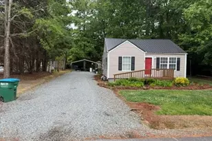 295 Spring St, Denton, NC 27239 - Photo 1