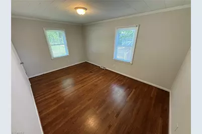 651 S Sunset Drive, Winston-Salem, NC 27103 - Photo 8