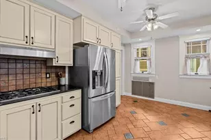 305 E Hendrix St, Greensboro, NC 27401 - Photo 8