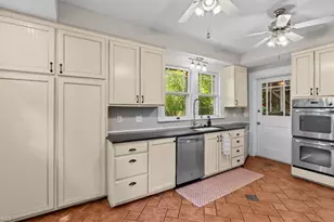 305 E Hendrix St, Greensboro, NC 27401 - Photo 6