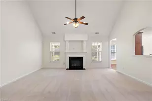 2636 Crosland Hill Dr, Winston-Salem, NC 27106 - Photo 10