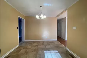 2409 W Cornwallis Dr, Greensboro, NC 27408 - Photo 6
