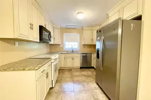 2409 W Cornwallis Dr, Greensboro, NC 27408 - Photo 10