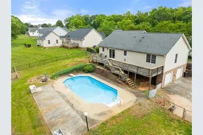 1120 Woodbury Road, King, NC 27021 - Photo 4
