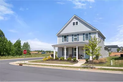 1720 Eastover Drive, Kernersville, NC 27284 - Photo 2