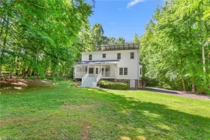 902 & 904 Raylewood Ct, Greensboro, NC 27406 - Photo 12