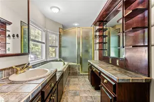 902 & 904 Raylewood Ct, Greensboro, NC 27406 - Photo 38