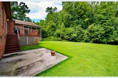 123 Pleasant Drive, Thomasville, NC 27360 - Photo 4