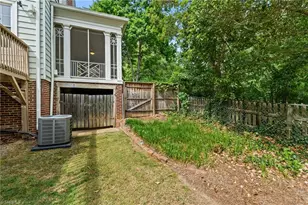 405 Edgedale Dr, High Point, NC 27262 - Photo 38