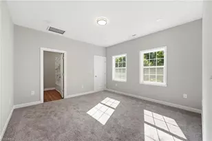 1123 N Park Ave, Burlington, NC 27217 - Photo 12