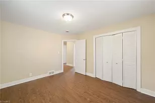 2425 Lyndhurst Ave, Winston-Salem, NC 27103 - Photo 14