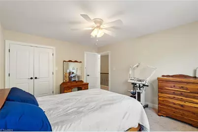 1826 Castle Gate Court, High Point, NC 27265 - Photo 36