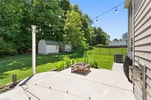 1826 Castle Gate Ct, High Point, NC 27265 - Photo 38