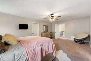 1826 Castle Gate Ct, High Point, NC 27265 - Photo 28