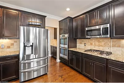 1826 Castle Gate Court, High Point, NC 27265 - Photo 8