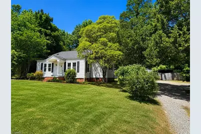 1208 W Vandalia Road, Greensboro, NC 27406 - Photo 16