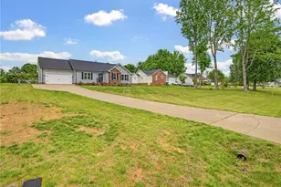 331 Tanglebrook Trail, Eden, NC 27288 - Photo 4