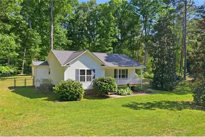 2802 Oak Pointe Lane, Mebane, NC 27302 - Photo 6