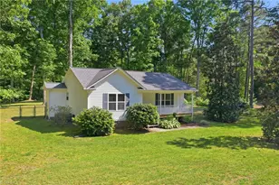 2802 Oak Pointe Ln, Mebane, NC 27302 - Photo 6