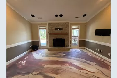 916 Spring Hill Court, Kernersville, NC 27284 - Photo 4