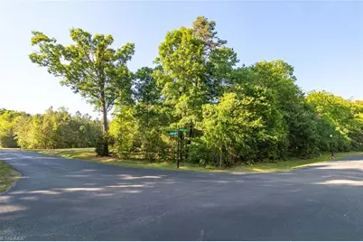 345 Emerald Isle Court, Lexington, NC 27292 - Photo 8