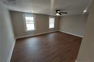 36 E 4th St, Lexington, NC 27292 - Photo 8
