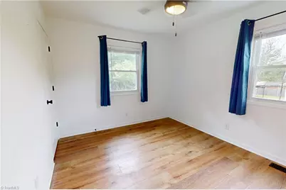 161 Washington Avenue, Mount Airy, NC 27030 - Photo 24