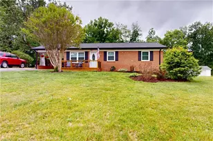 161 Washington Ave, Mount Airy, NC 27030 - Photo 1