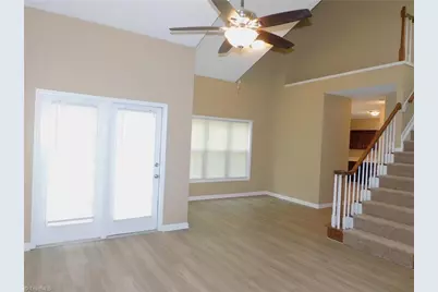 7185 Avenbury Circle, Kernersville, NC 27284 - Photo 4