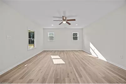 1005 E Russell Avenue, High Point, NC 27262 - Photo 8