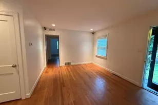2310 Fernwood Dr, Greensboro, NC 27408 - Photo 4