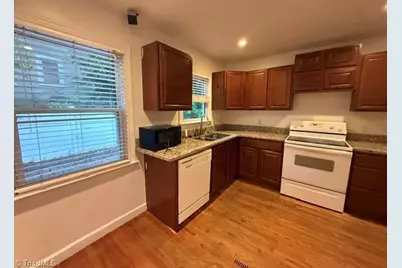 2310 Fernwood Drive, Greensboro, NC 27408 - Photo 6