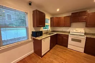 2310 Fernwood Dr, Greensboro, NC 27408 - Photo 6