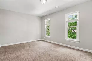 5605 Boxborough Ct, Greensboro, NC 27407 - Photo 10
